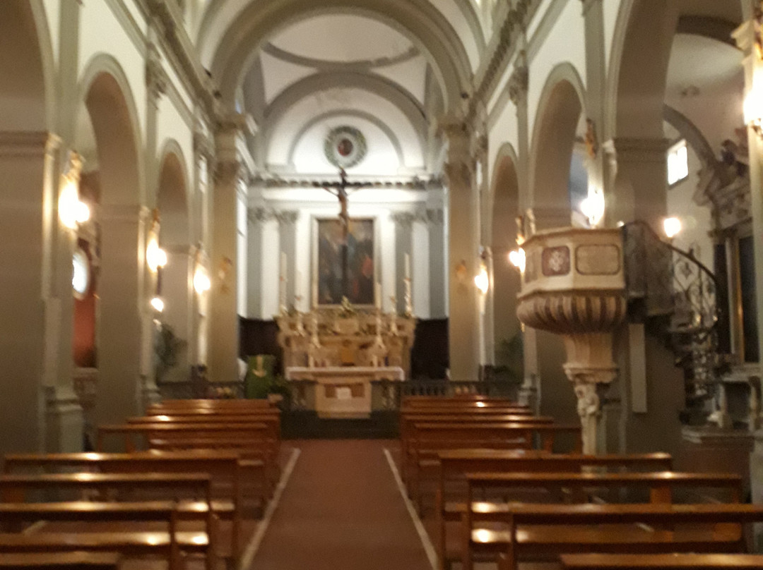 Parrocchia di Santi Stefano E Niccolao-佩夏必去景点