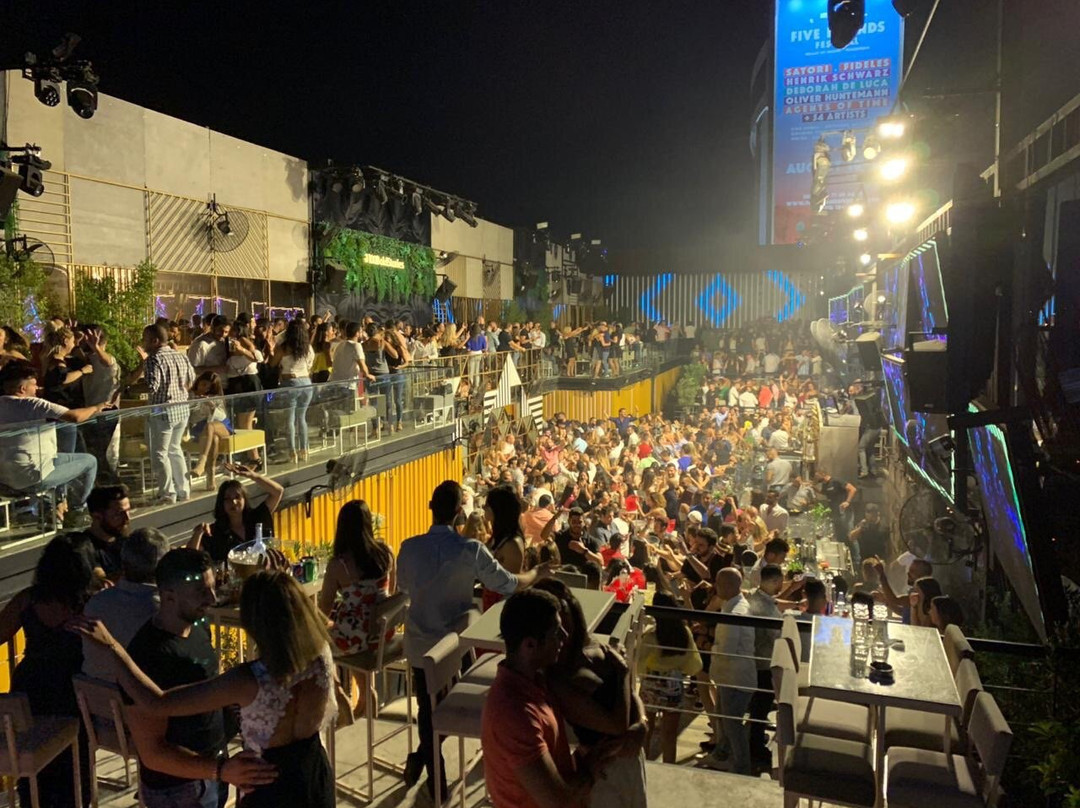 Pub Crawl Beirut-贝鲁特必去景点