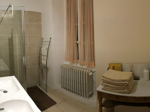 Chateau Cornillon主图