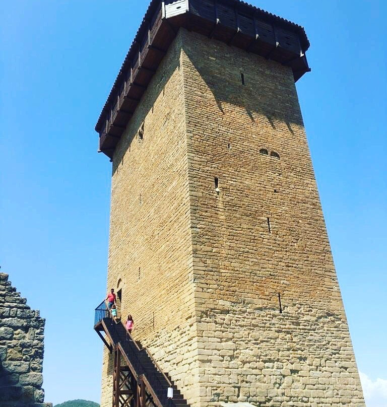 Torre Museo de Las Creencias-Abizanda必去景点