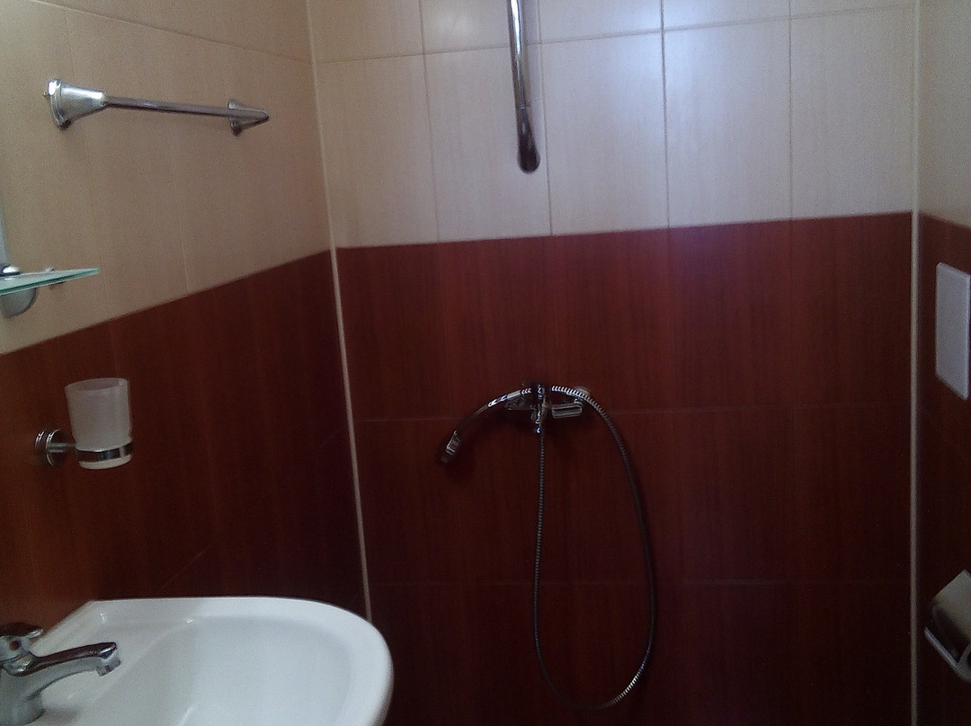 Family Hotel Favourite主图