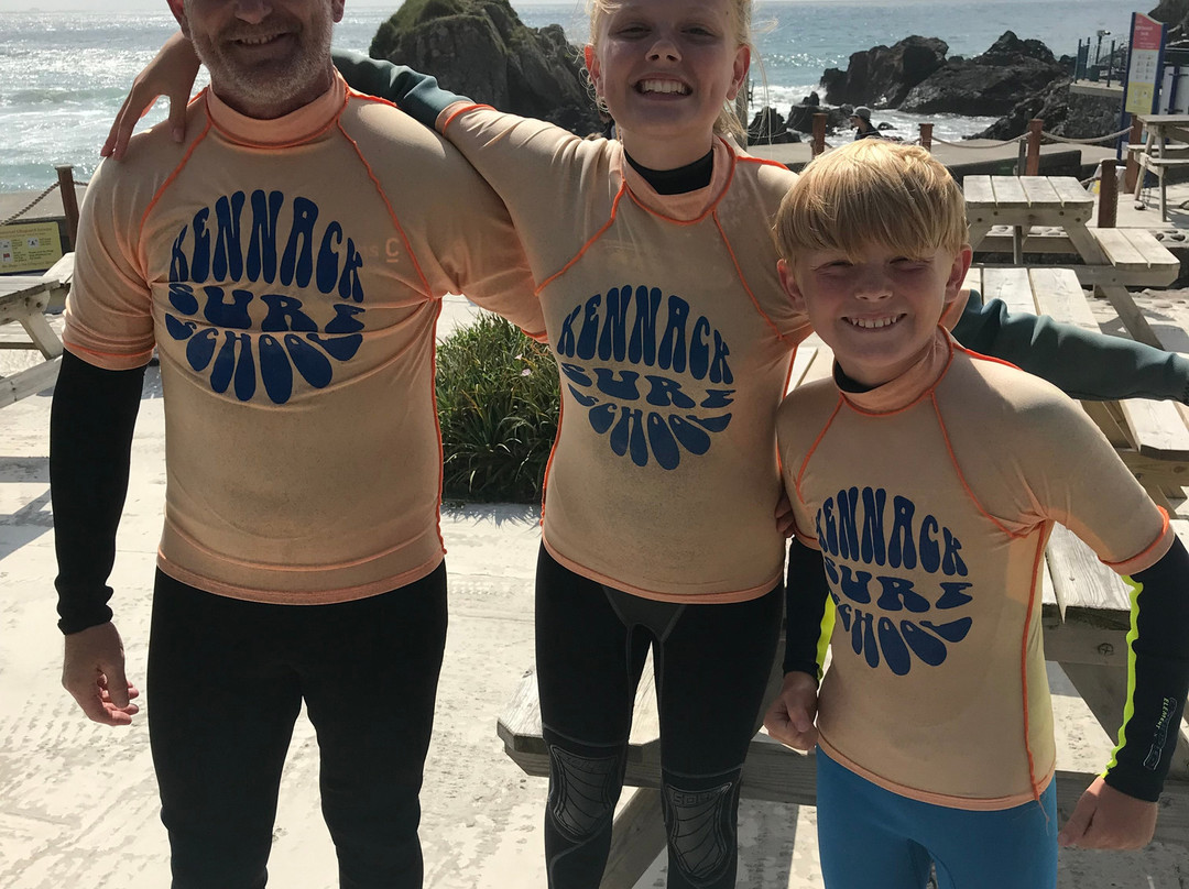 Kennack Sands Surf School景点图片