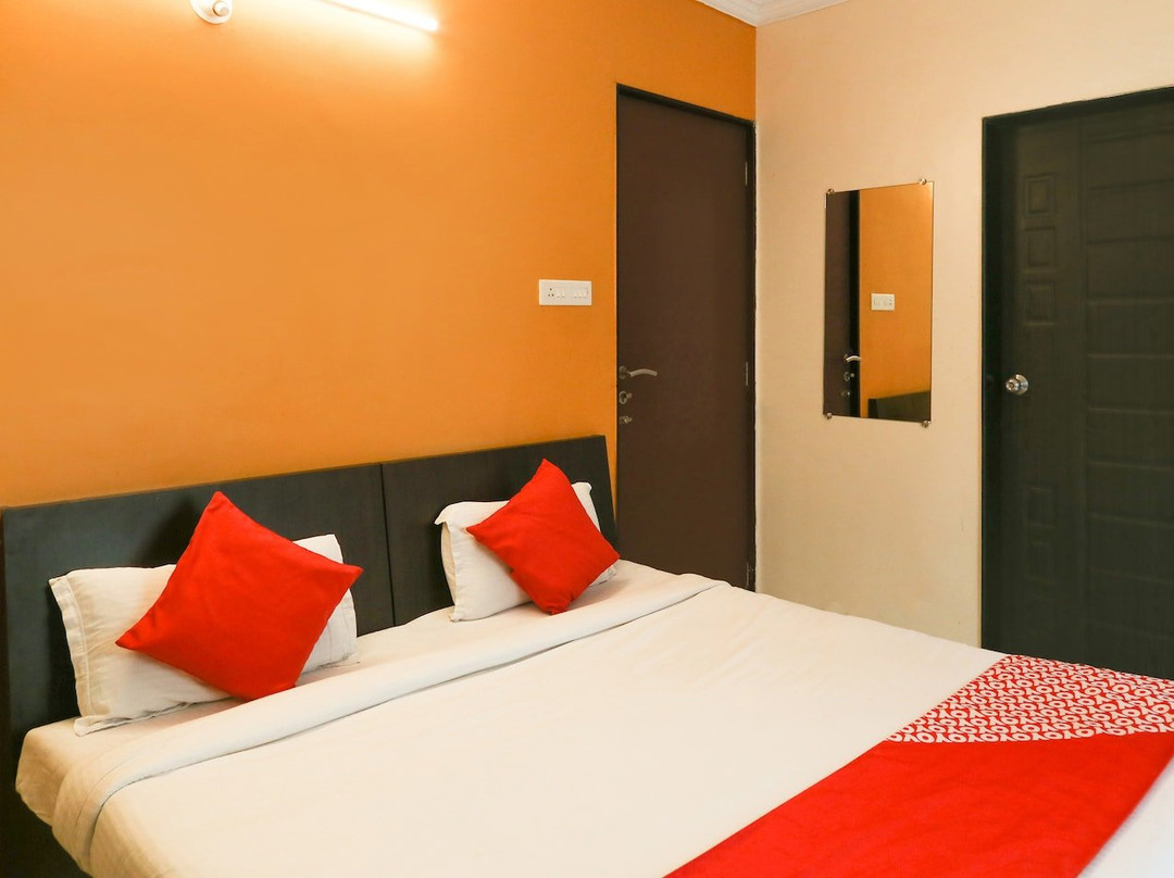 Capital O 10329 Hotel Truvic主图