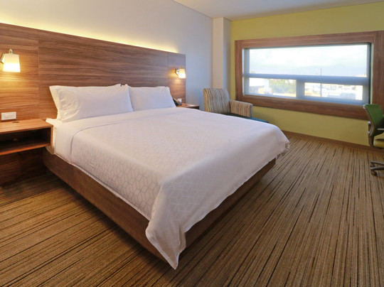 Holiday Inn Express & Suites Ensenada Centro By IHG主图