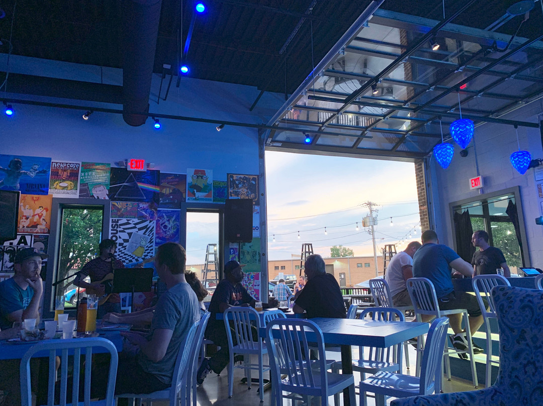 Mikerphone Brewing-埃尔克格罗夫村必去景点