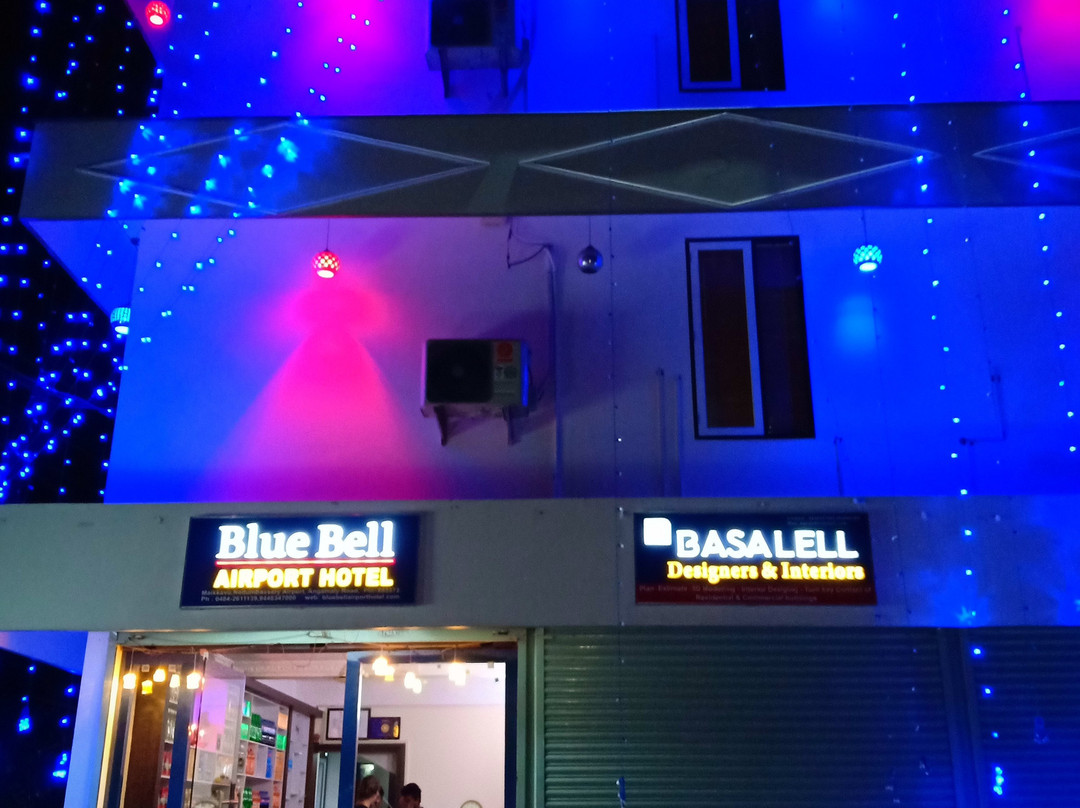 蓝贝尔机场酒店主图