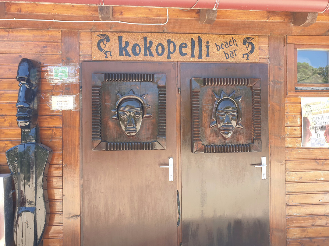 Kokopelli Beach Bar-Simuni必去景点