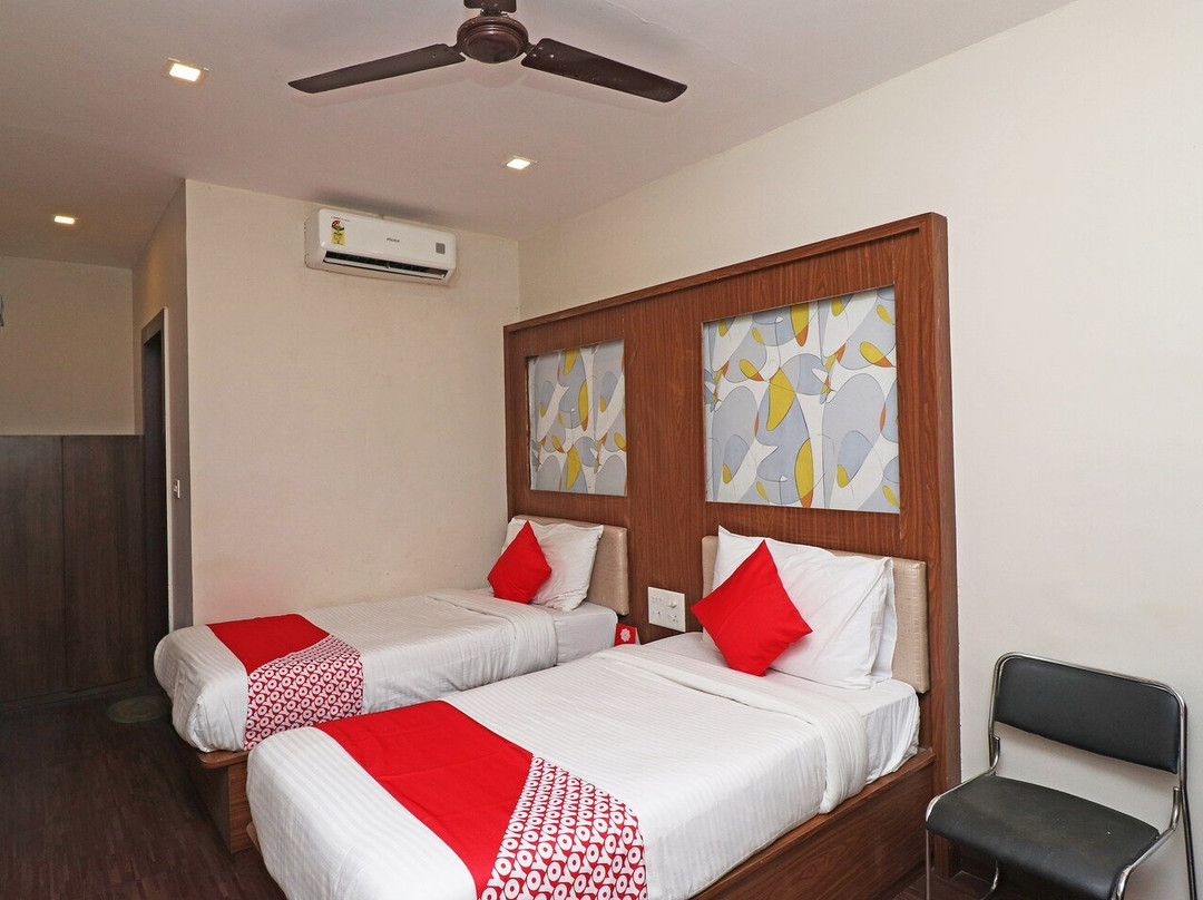 Seamens Club N Hotel主图