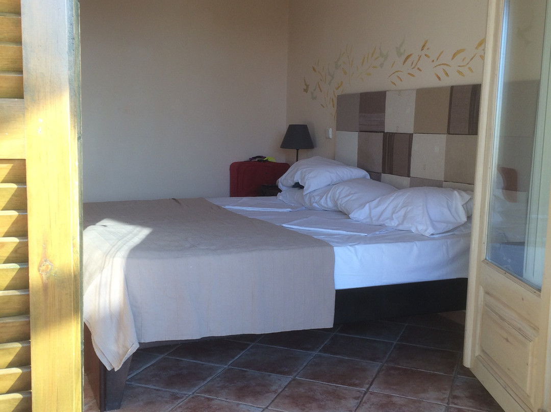 阿蒙花园酒店主图