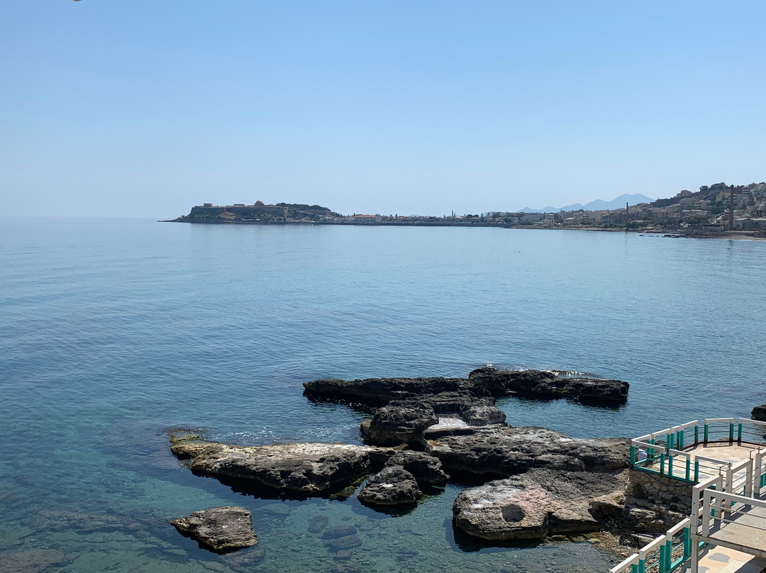 Cavo Seaside Suites主图