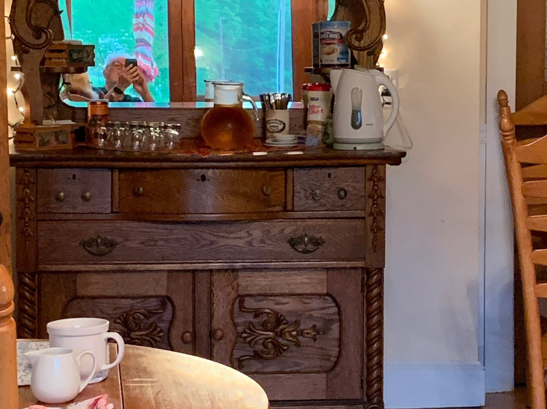 Yellow Farmhouse Inn主图