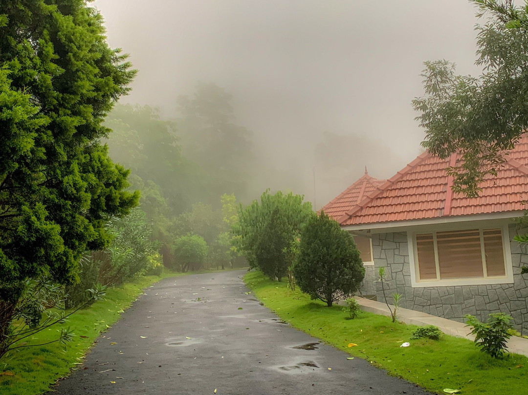 Ktdc Golden Peak Ponmudi主图