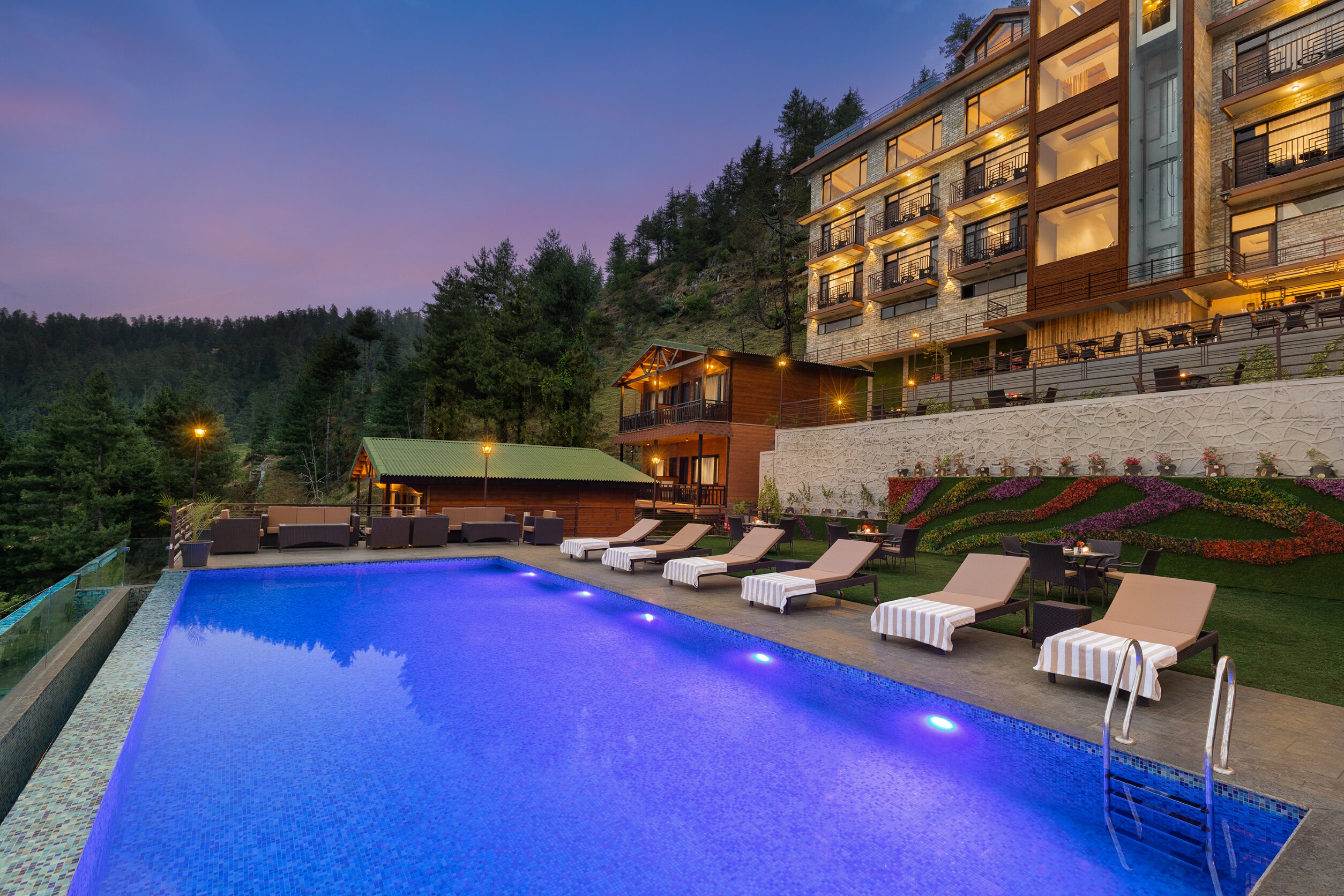 jüSTa Cliffend Resort & Spa, Mashobra-浴室