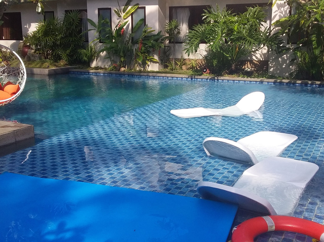 Aliyana Hotel & Resort主图