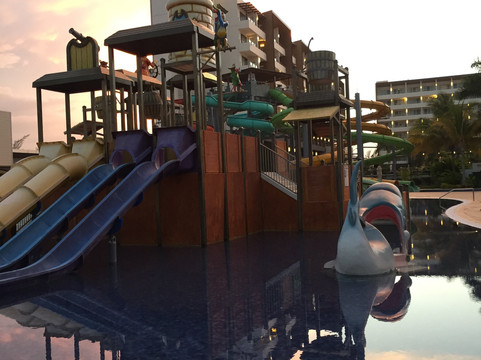 蒙特哥湾罗雅顿蓝水 - 傲途格精选全包式度假村主图