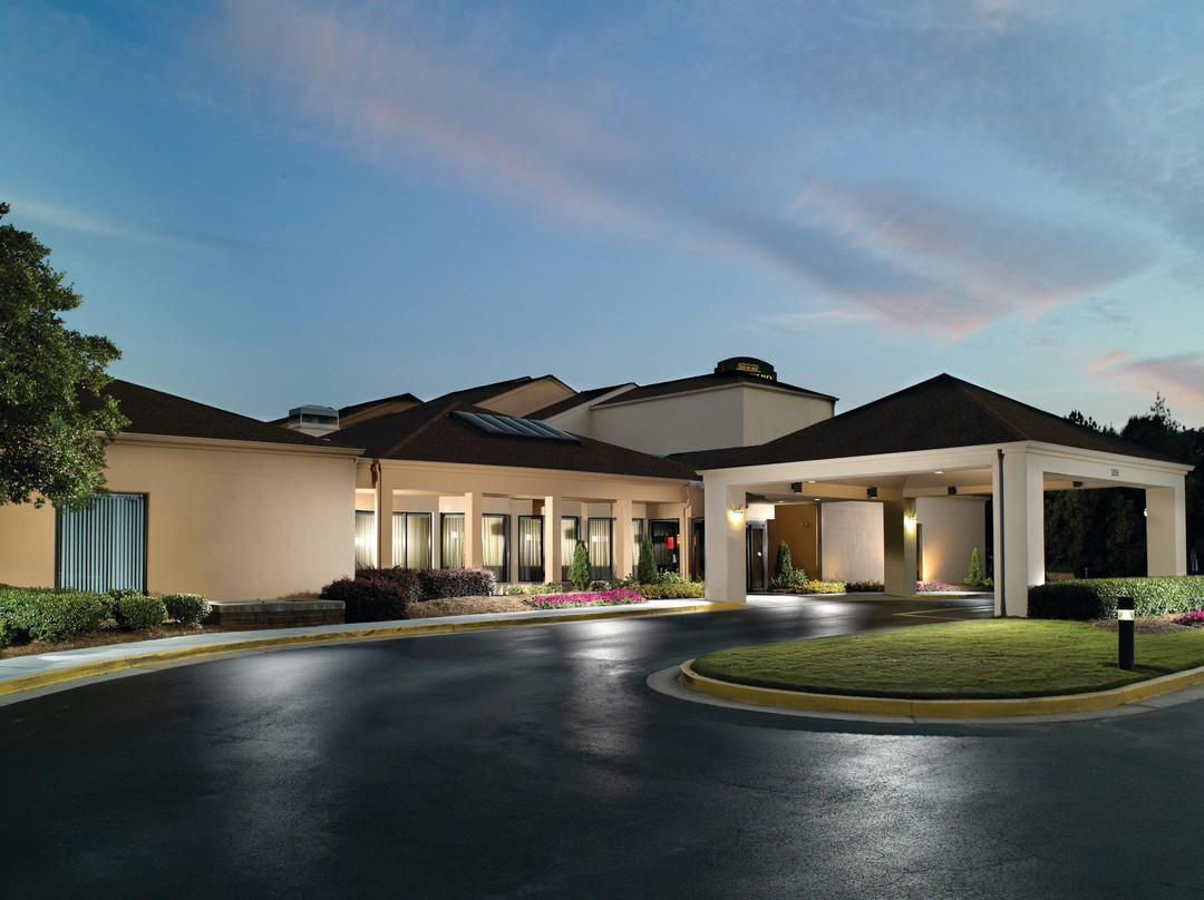 Courtyard by Marriott Atlanta Airport South/Sullivan Road主图