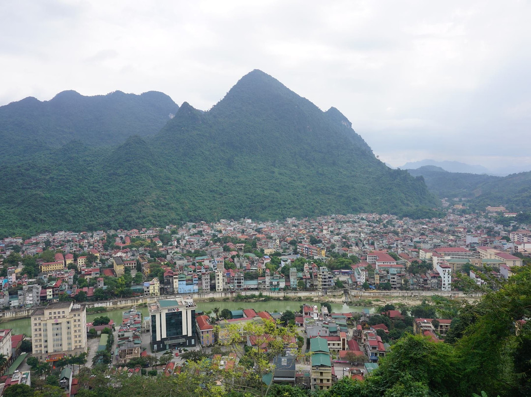 Phon Tooc Tourist - Ha Giang Tre Travel-Dong Van必去景点