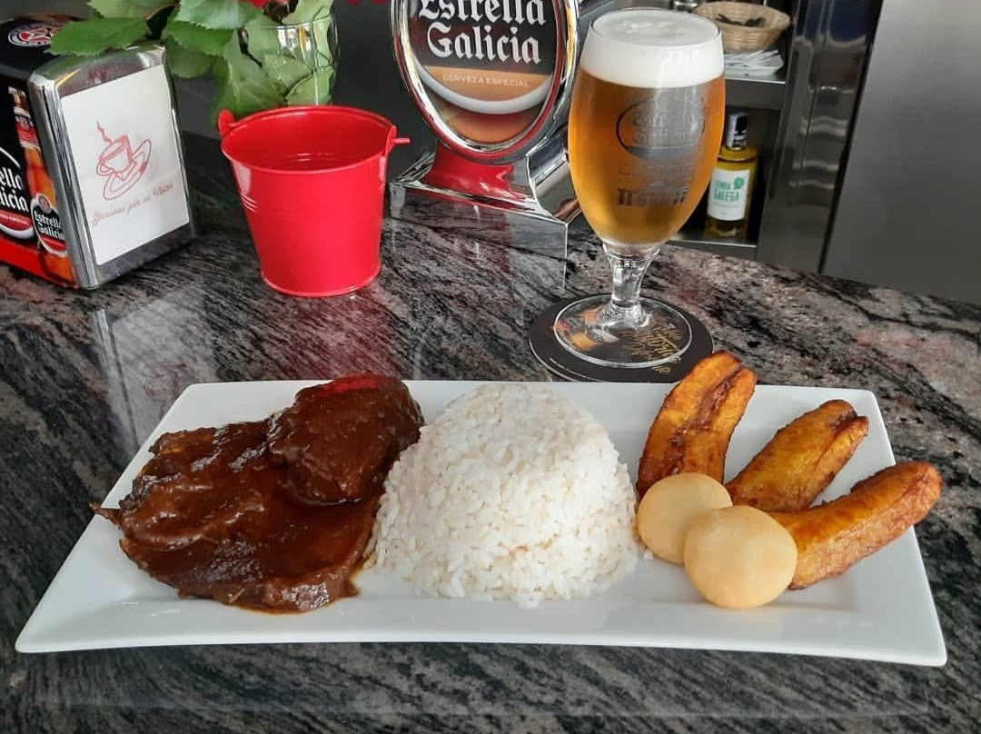 Entre Nos Café Bar
