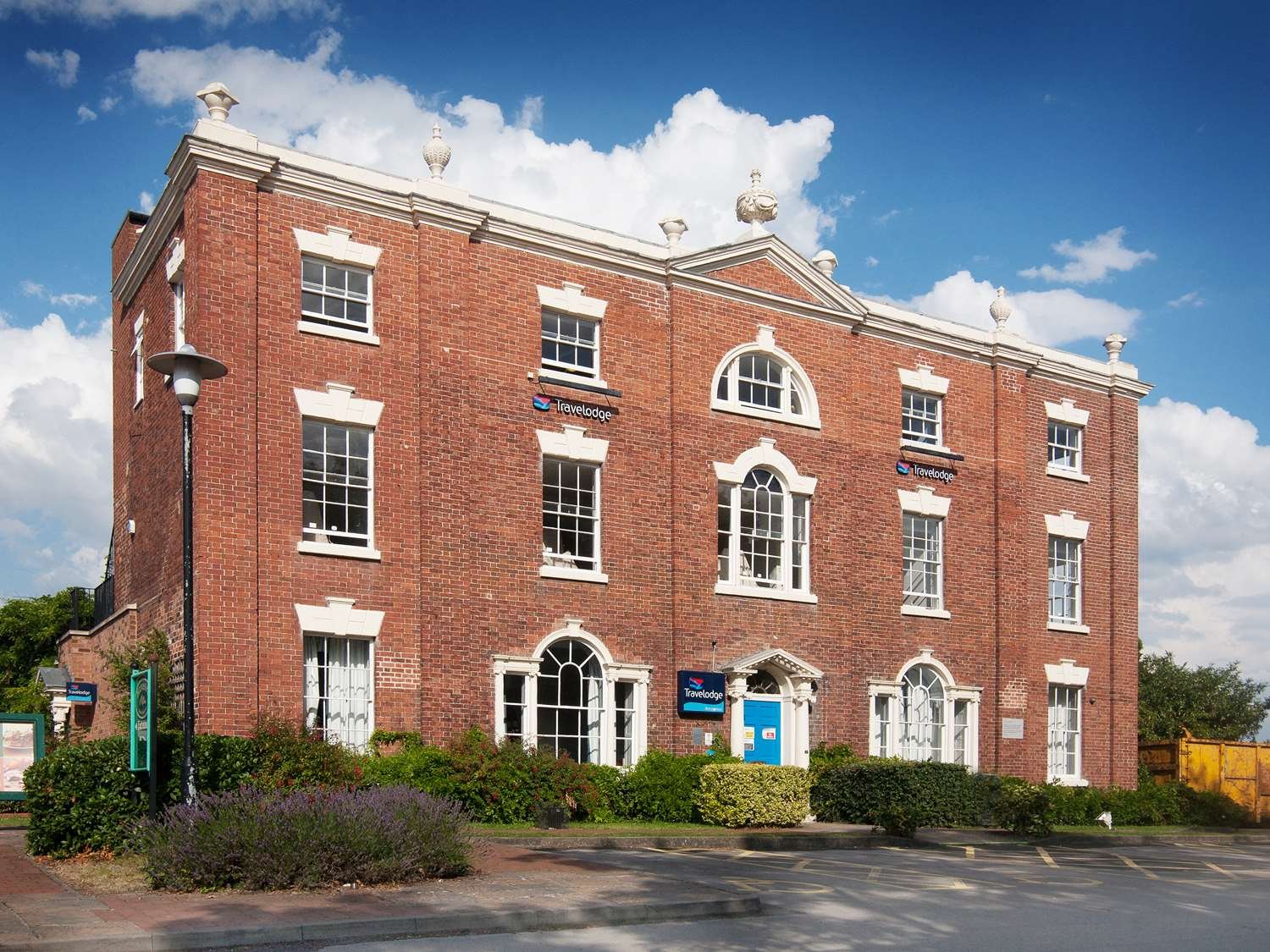Travelodge Birmingham Kingswinford-官方