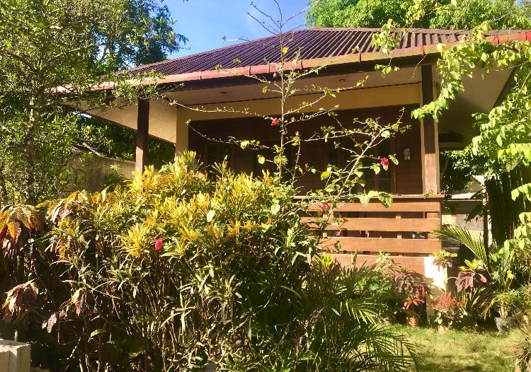 Nellie's Tourist Inn主图