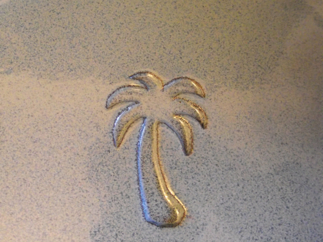 Les Baladins-耶尔必去景点