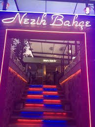 Nezih Bahce