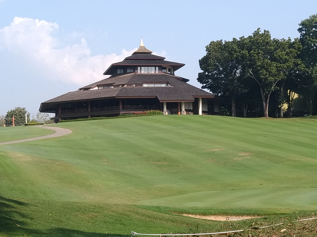 Santiburi Country Club Chiang Rai-央猜必去景点