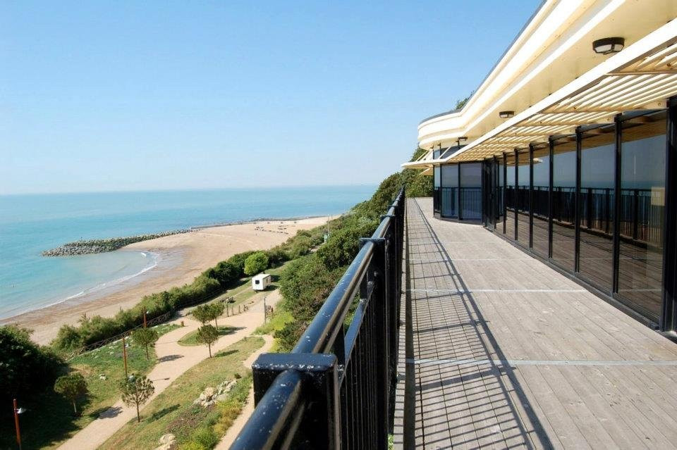 Leas Cliff Hall