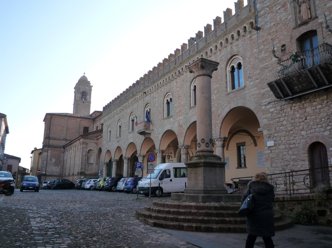 Piazza della Liberta景点图片