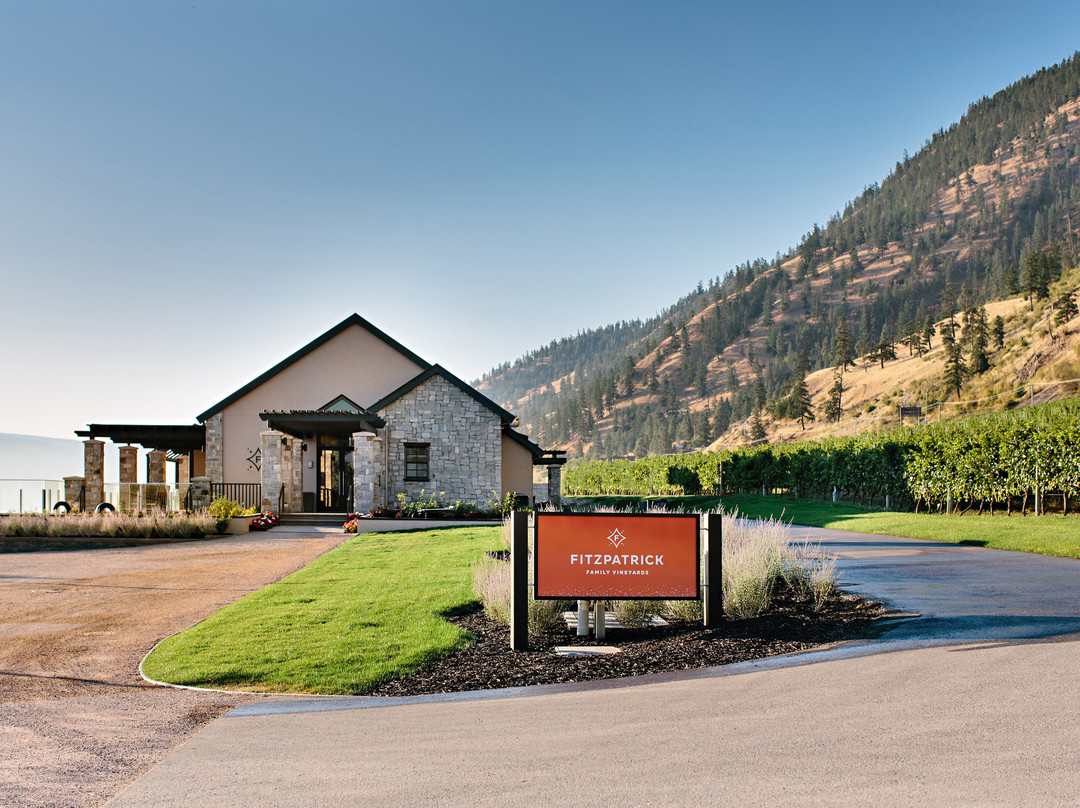 Fitzpatrick Family Vineyards-Peachland必去景点