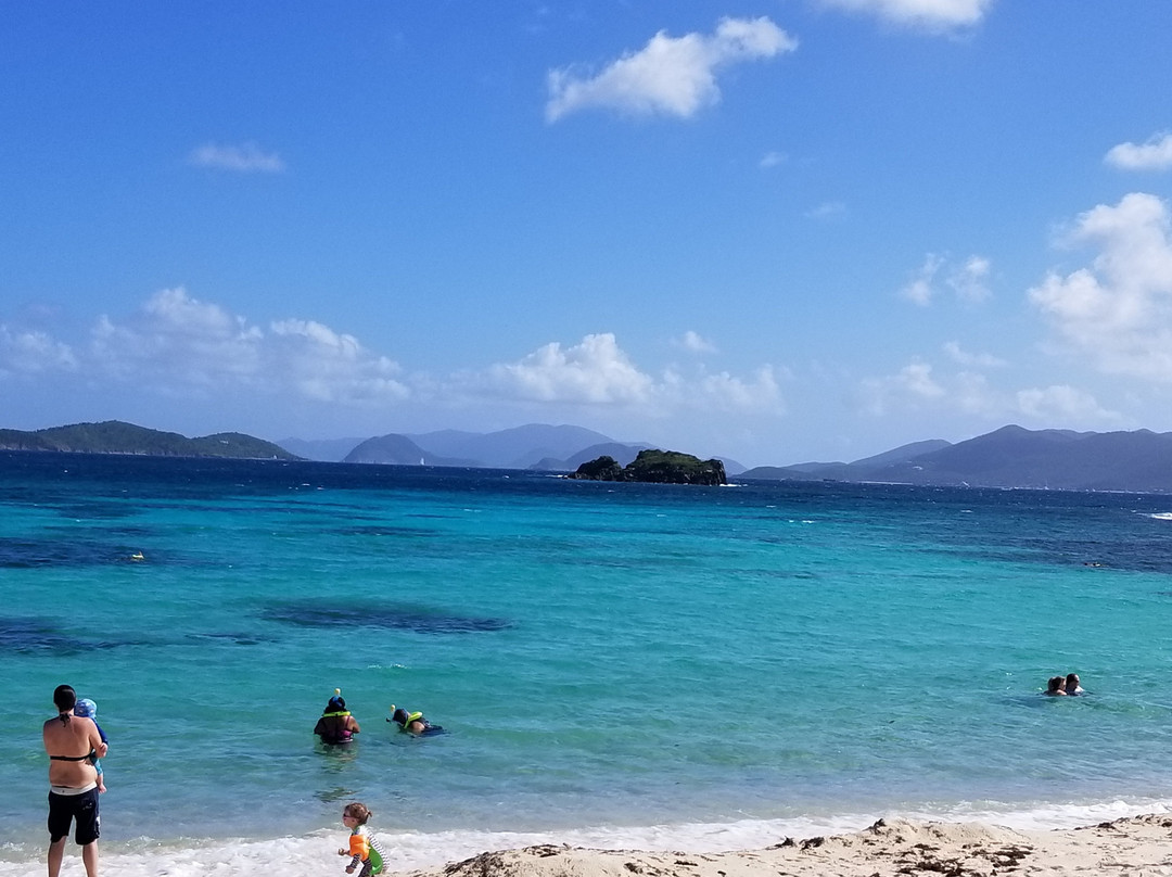 Sapphire Beach Resort主图