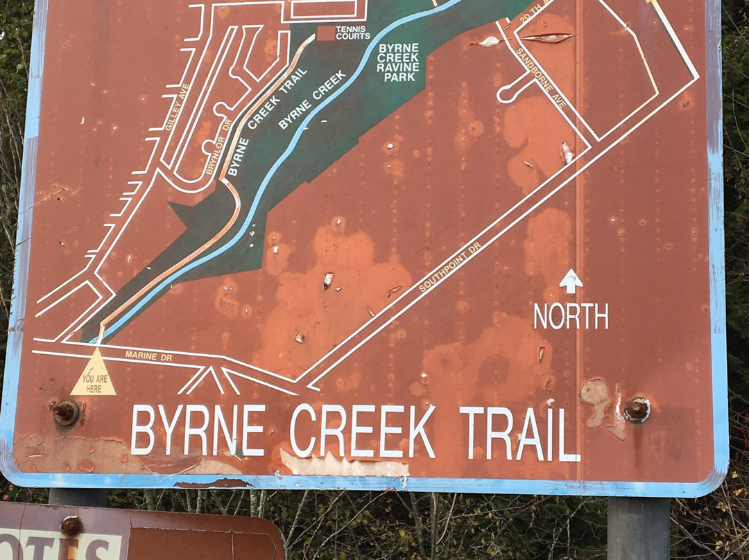 Byrne Creek Ravine Park景点图片