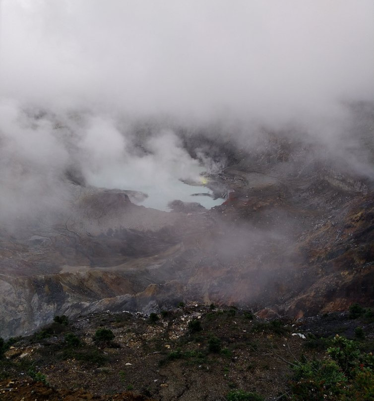 Poas Volcano景点图片