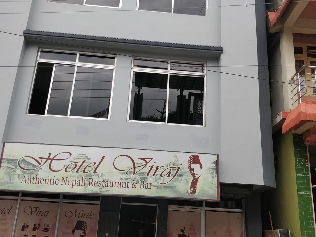 Hotel Viraj