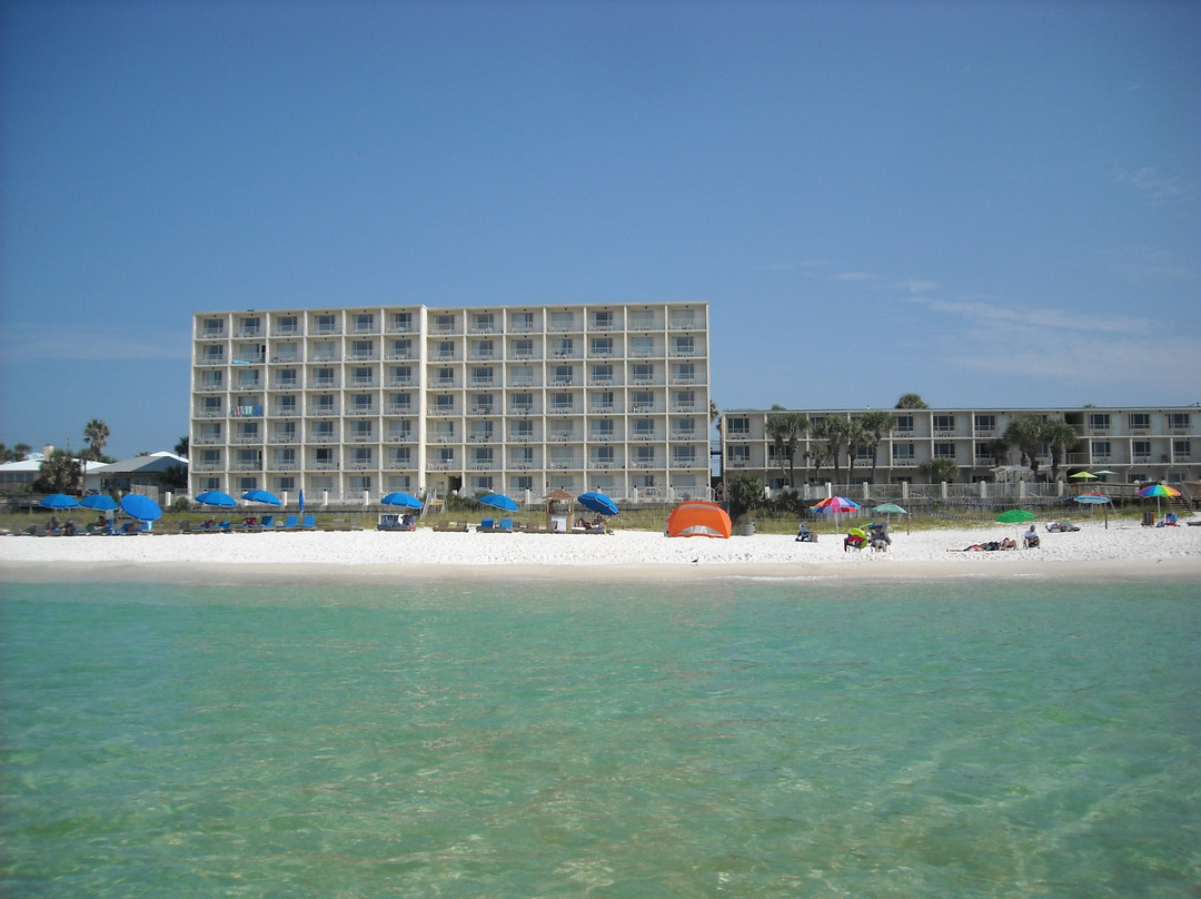 开曼汽车旅馆主图