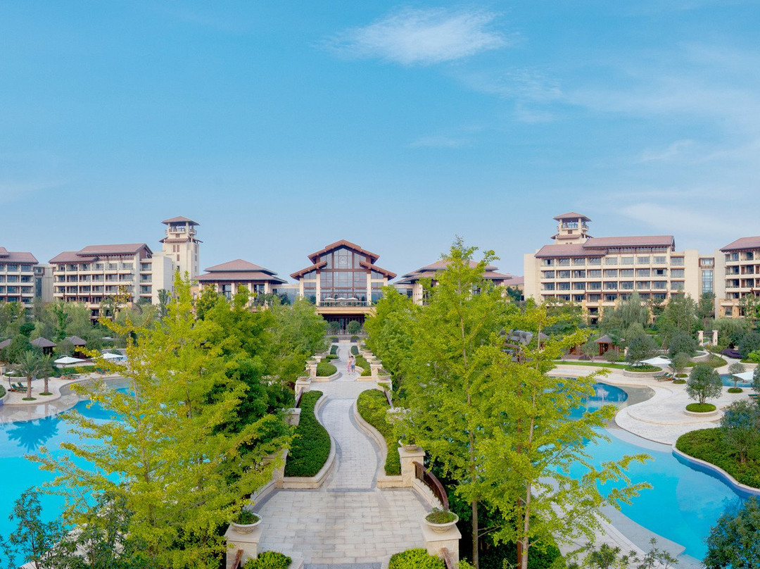 武汉光谷希尔顿酒店主图