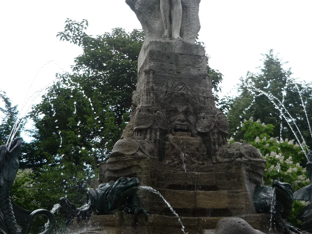 Marchenbrunnen -  fountain of fairy tales景点图片