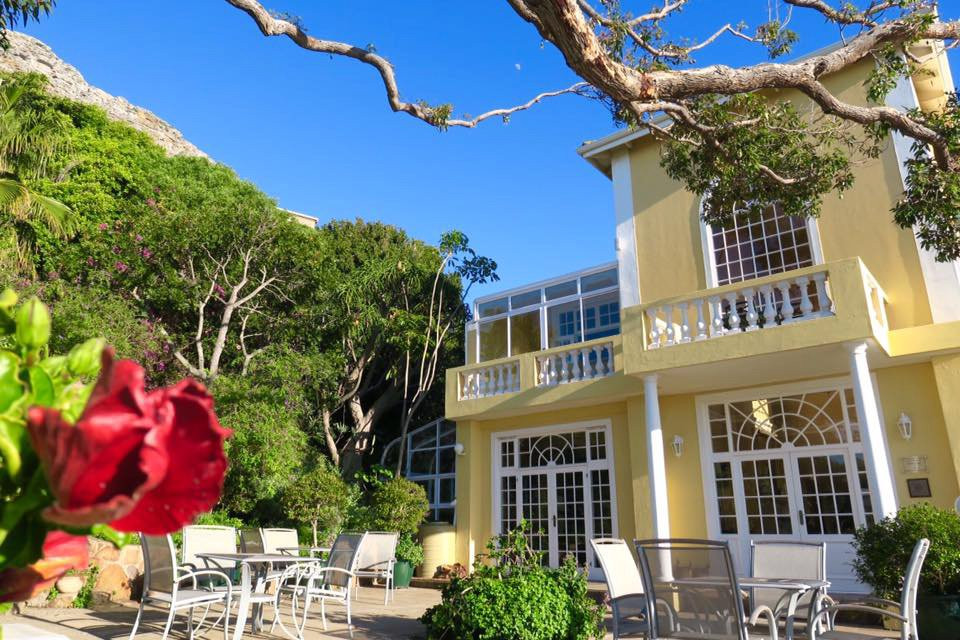 科罗娜城堡酒店主图