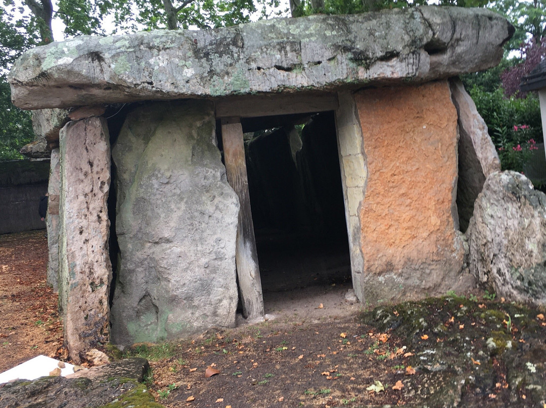 Le Dolmen de Bagneux景点图片