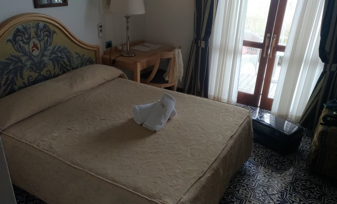 Eros Hotel主图