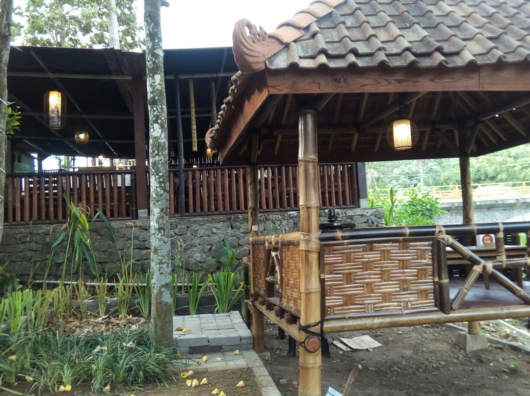 Mendut Arts and Crafts Gallery景点图片