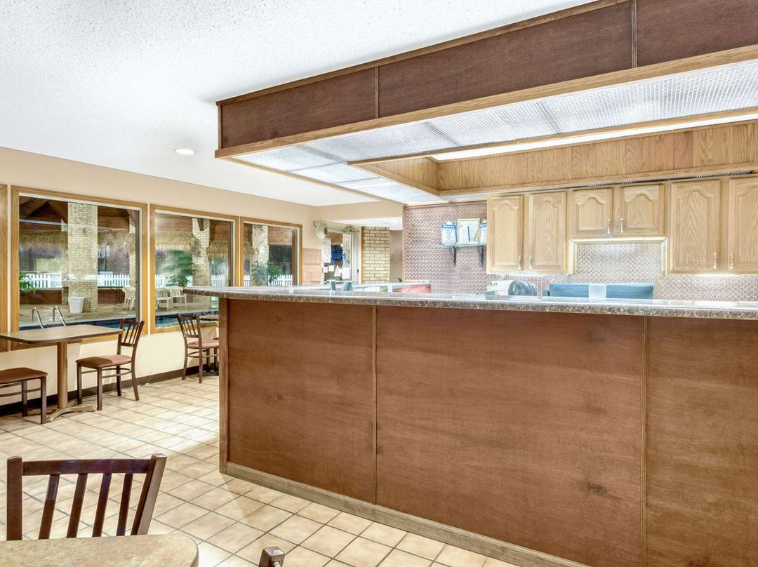 Days Inn by Wyndham Jackson主图