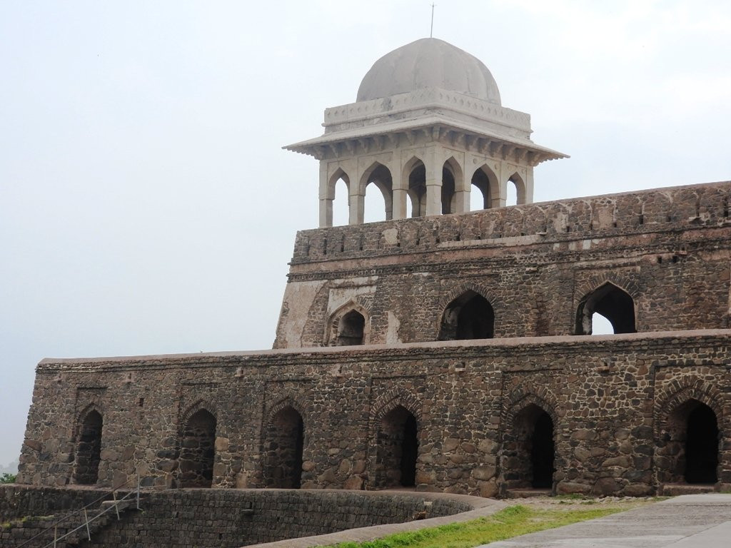 Rani Roopmati Palace景点图片