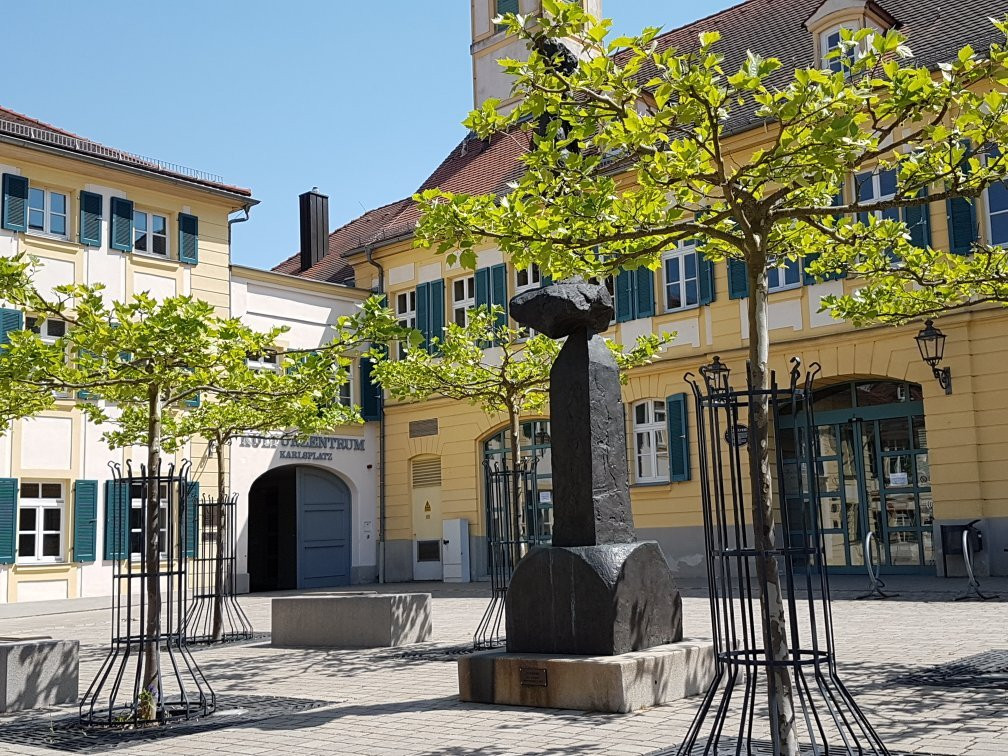 Das Kulturzentrum Karlsplatz景点图片
