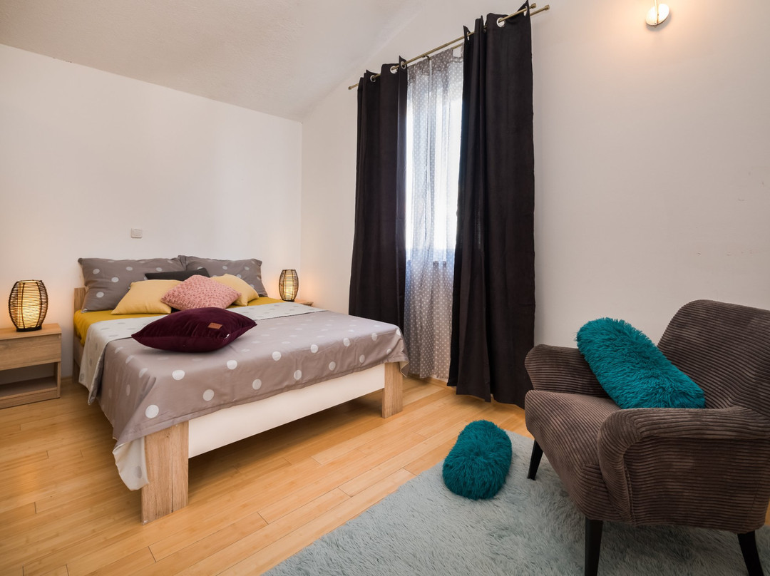 Hostel Sakic