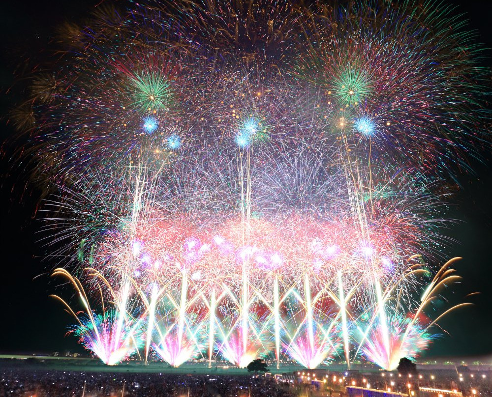 Nagaoka Festival Grand Fireworks景点图片