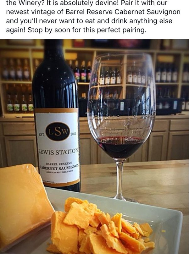 Lewis Station Winery-Lake Mills必去景点