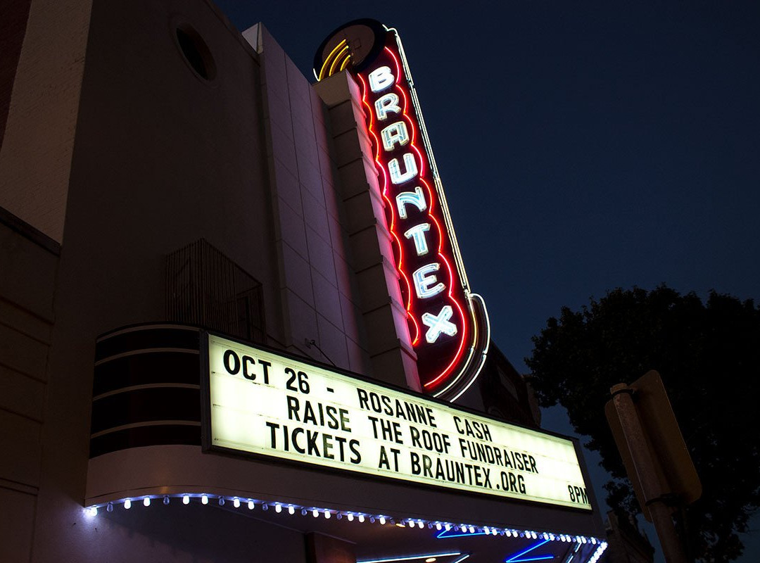The Brauntex Performing Arts Theatre-新布朗费尔斯必去景点