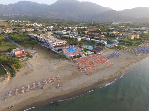 Kournas Village Beach Hotel