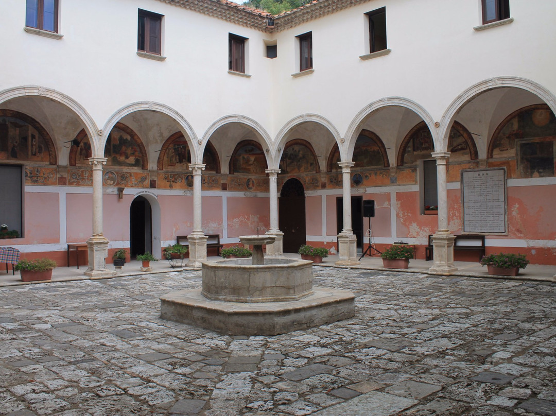 Santuario Maria Santissima Di Avigliano景点图片